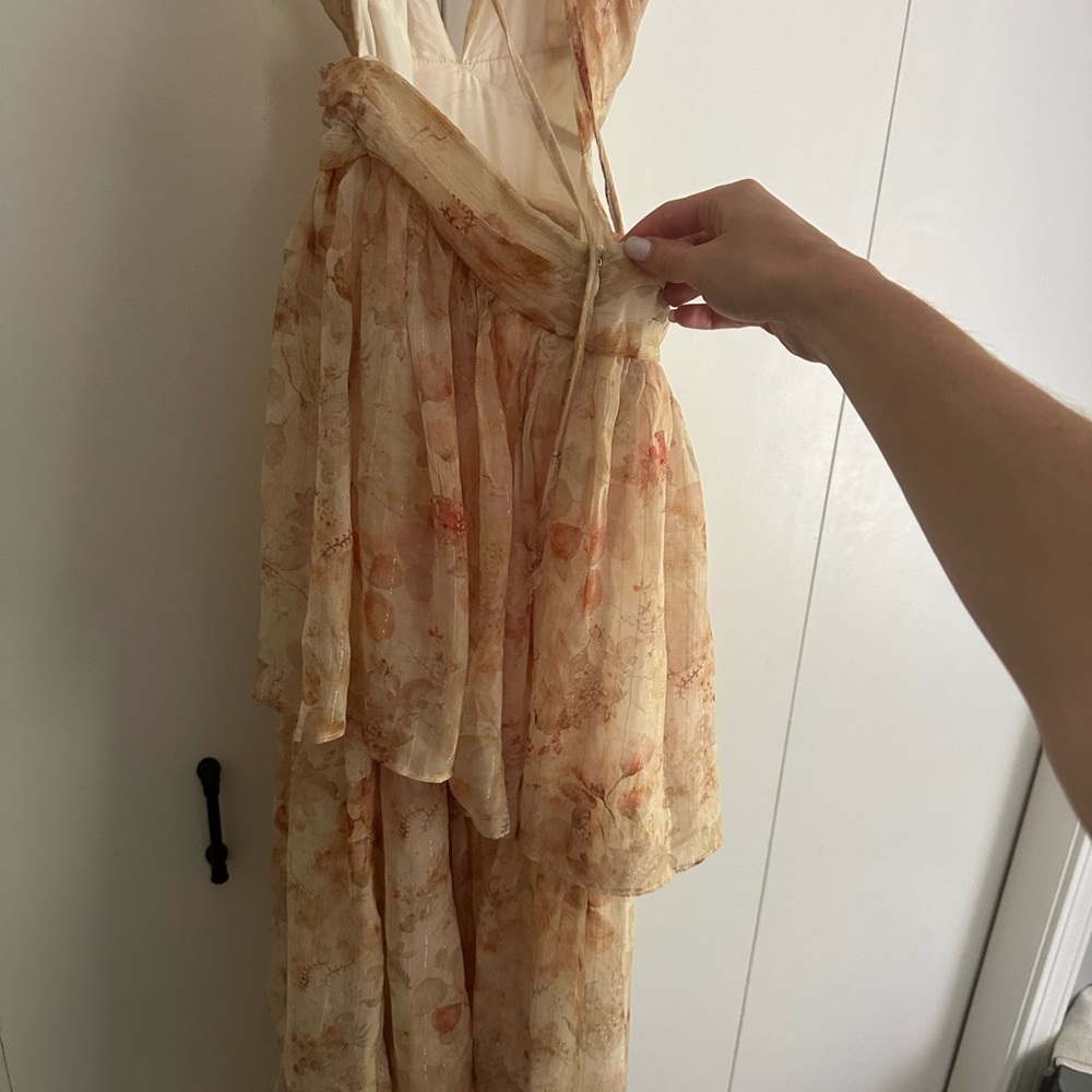 Storia Cream Floral Maxi Dress - Picture 6 of 9